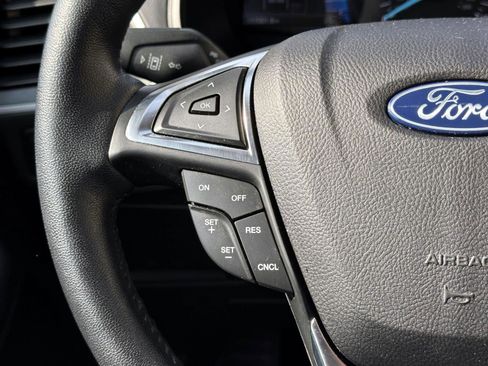 Used 2023 Ford Edge SEL w/ Convenience Package image 21