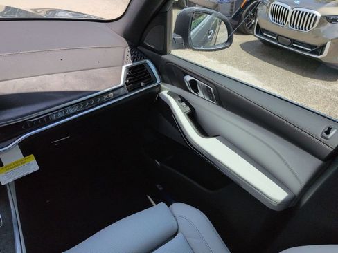 New 2026 BMW X5 sDrive40i w/ Premium Package RWD image 17