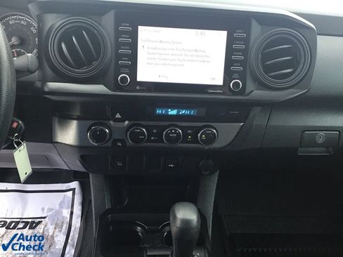 Used 2023 Toyota Tacoma SR image 33