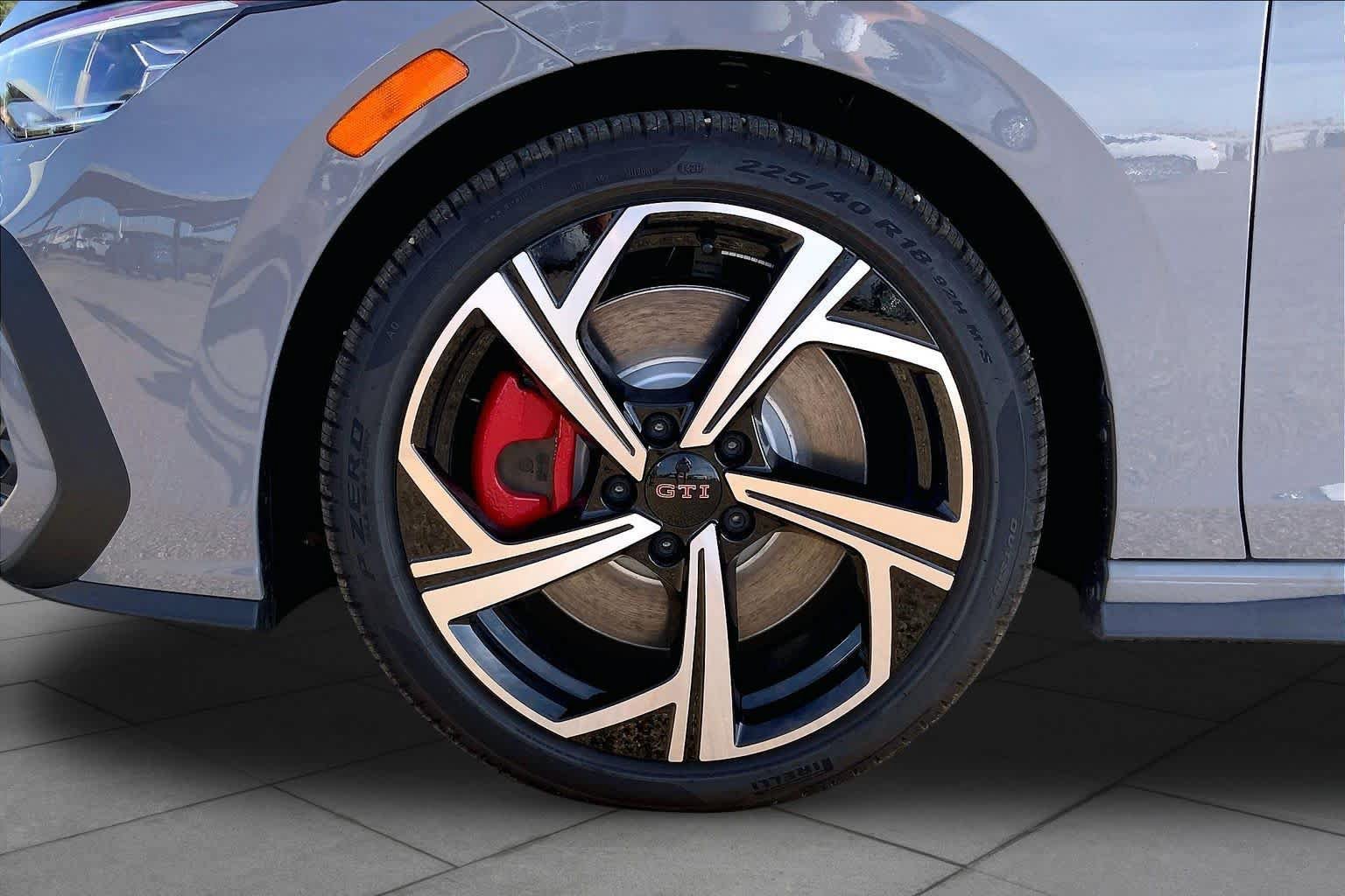 New 2026 Volkswagen GTI SE FWD image 12
