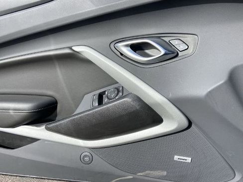 Used 2023 Chevrolet Camaro LT w/ Technology Package image 18