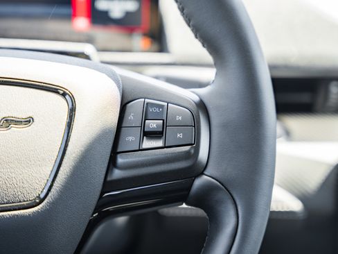 New 2025 Ford Mustang Mach-E Premium image 27