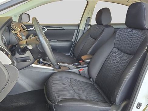 Used 2019 Nissan Sentra SV image 11