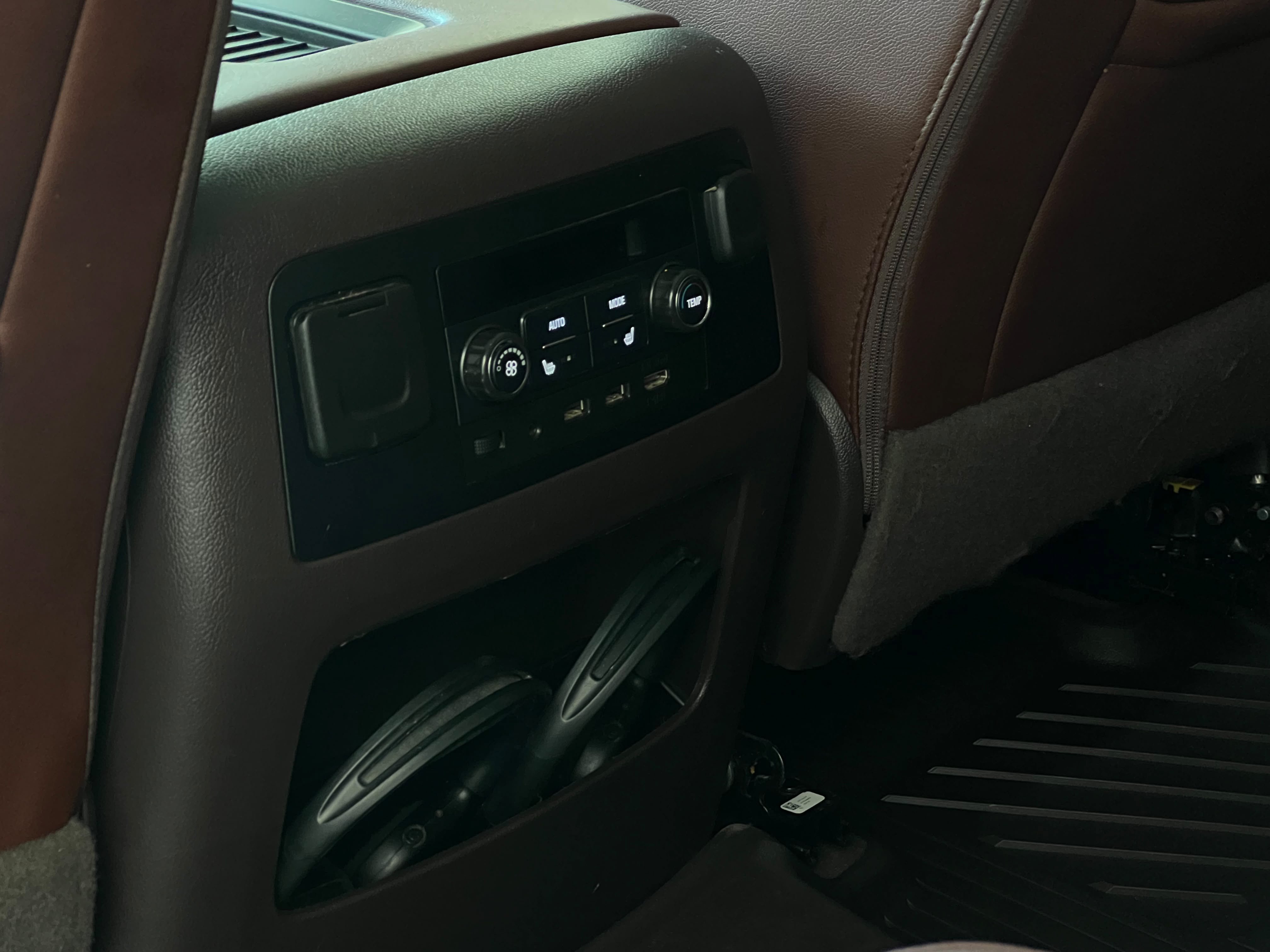 Used 2020 Chevrolet Tahoe Premier RWD image 19