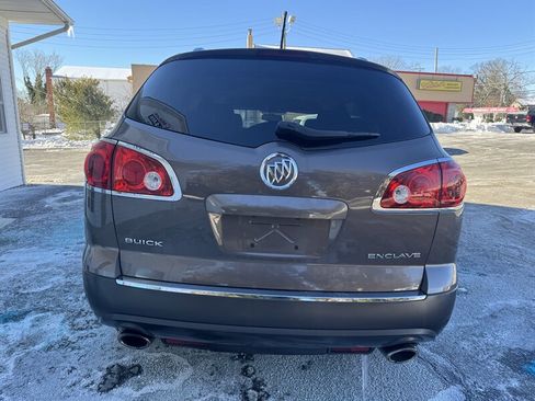 Used 2011 Buick Enclave CX image 4