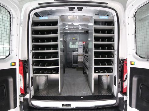 Used 2018 Ford Transit 350 148 Medium Roof RWD image 25
