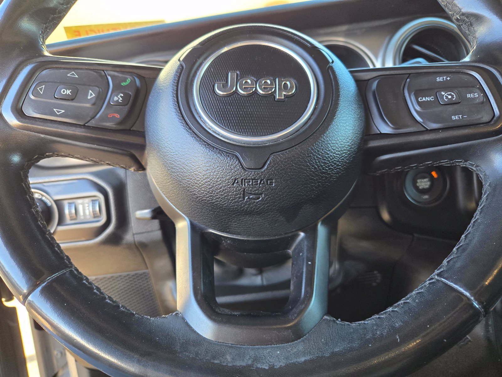 Used 2019 Jeep Wrangler Unlimited Sport S AWD/4WD image 23