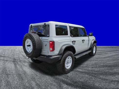 Certified 2026 Ford Bronco Heritage Edition AWD/4WD image 4