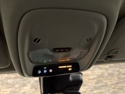 Used 2025 Buick Encore GX Preferred image 25