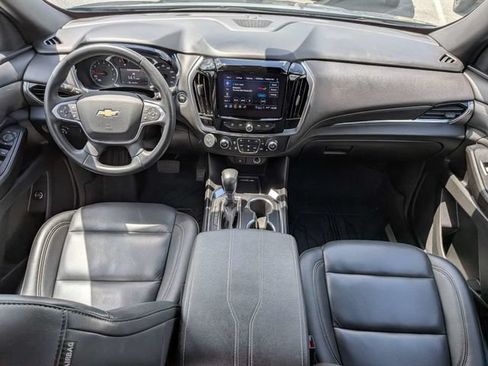 Used 2023 Chevrolet Traverse LT w/ LPO, Floor Liner Package FWD image 13