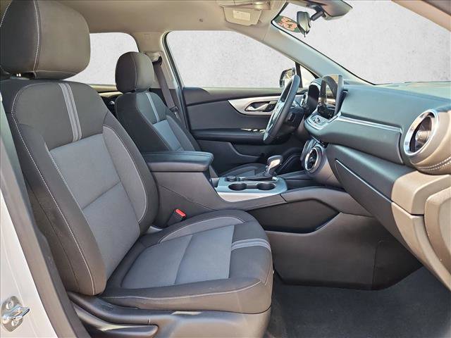 Used 2025 Chevrolet Blazer LT FWD image 20
