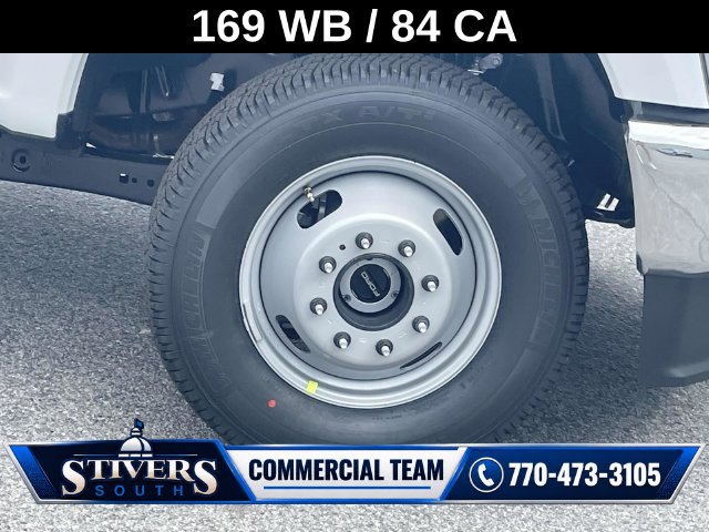 New 2025 Ford F350 XL w/ Ambulance Prep Package RWD image 21