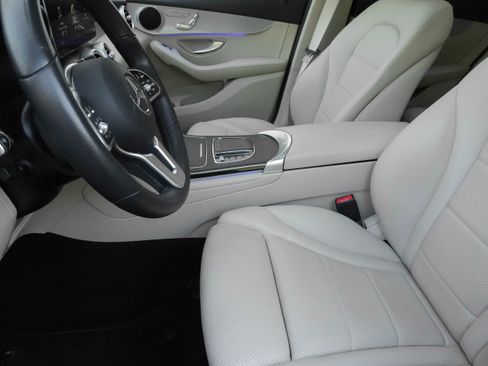 Used 2022 Mercedes-Benz GLC 300 image 12