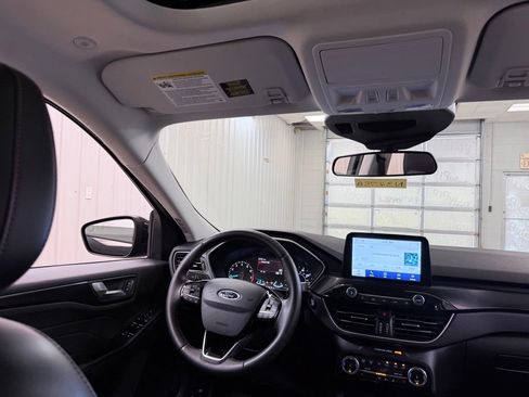 Used 2022 Ford Escape SEL w/ SEL Stealth AWD Package image 28