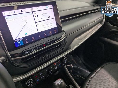 Used 2024 Jeep Compass Limited w/ High Altitude Package image 11