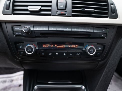 Used 2015 BMW 320i xDrive Sedan image 21