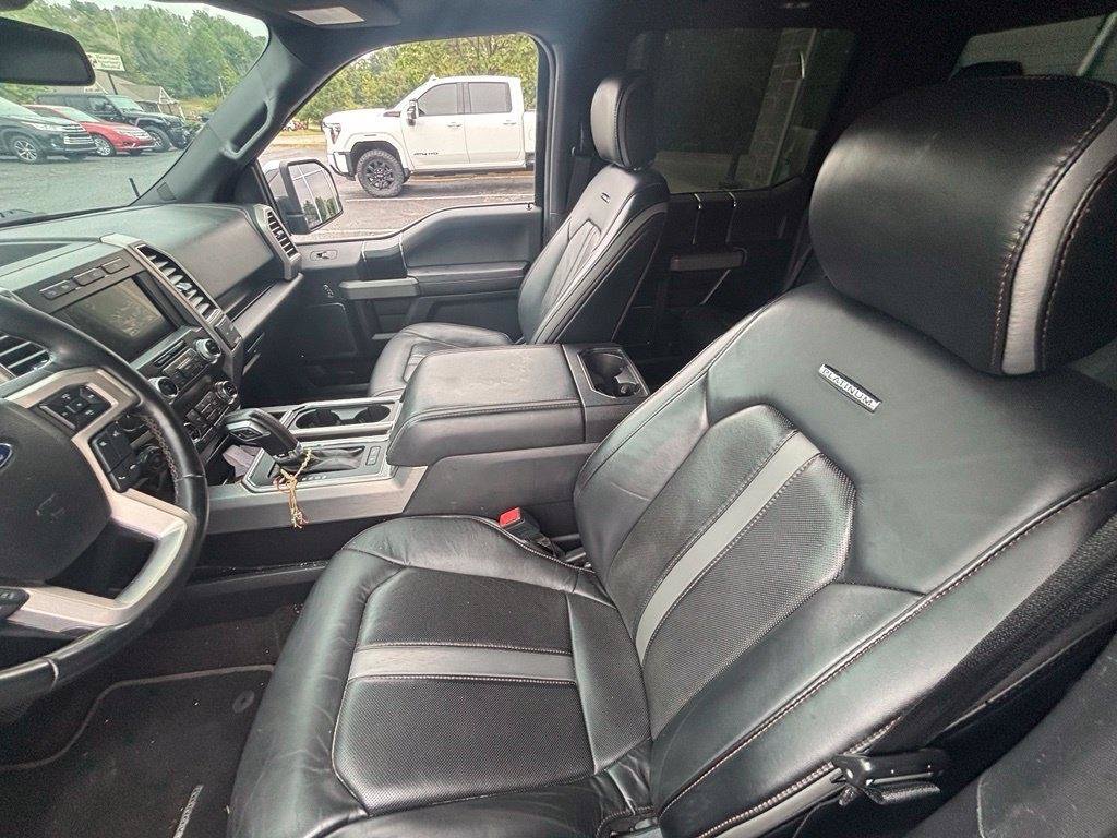 Used 2019 Ford F150 Platinum w/ Equipment Group 701A Luxury AWD/4WD image 8