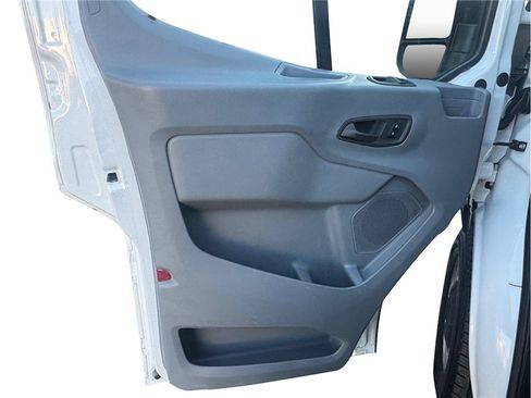 Used 2018 Ford Transit 250 148 Low Roof image 13