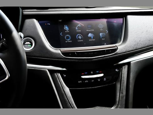 Used 2017 Cadillac XT5 Luxury w/ Driver Awareness Package AWD/4WD image 20