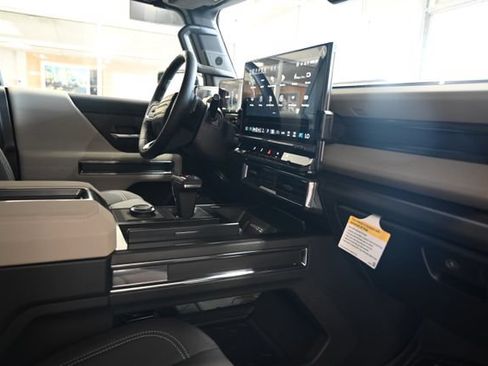 New 2026 GMC Hummer EV SUV w/ LPO, Dark Essentials Package AWD/4WD image 14