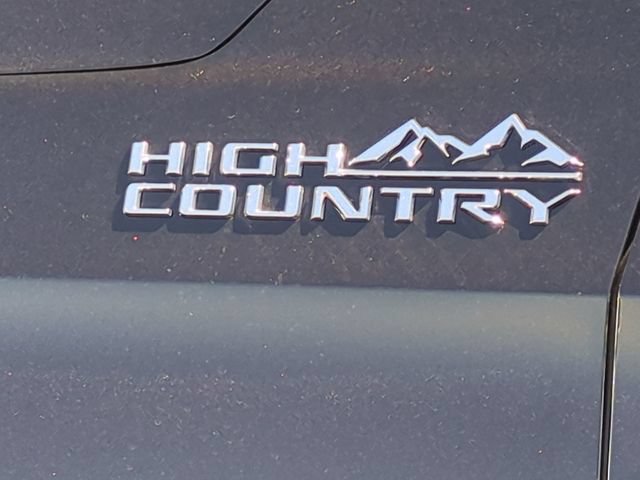New 2026 Chevrolet Tahoe High Country AWD/4WD image 10