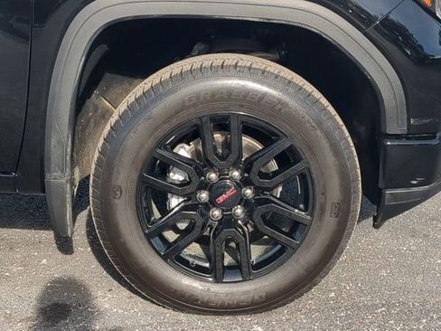 Used 2025 GMC Sierra 1500 Pro w/ Graphite Edition AWD/4WD image 10