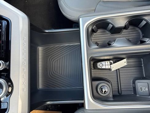 New 2026 Ford Expedition Max Active AWD/4WD image 38
