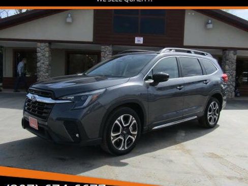 Used 2024 Subaru Ascent Limited w/ Technology Package AWD/4WD image 1