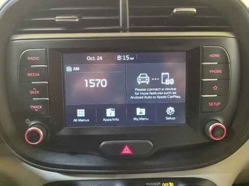 Used 2020 Kia Soul LX image 25