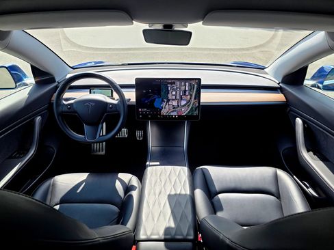 Used 2018 Tesla Model 3 Long Range AWD/4WD image 20