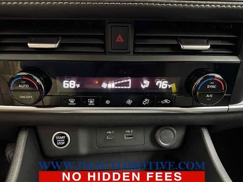 Used 2023 Nissan Rogue SV image 38