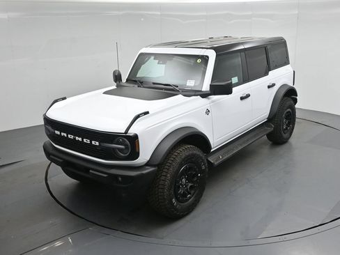 New 2026 Ford Bronco Outer Banks w/ Sasquatch Package image 37