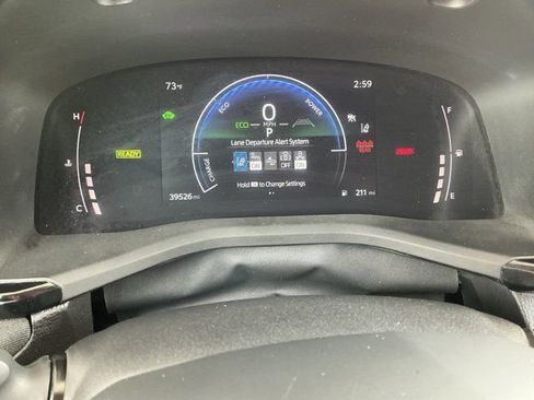 Used 2025 Toyota Camry LE FWD image 29