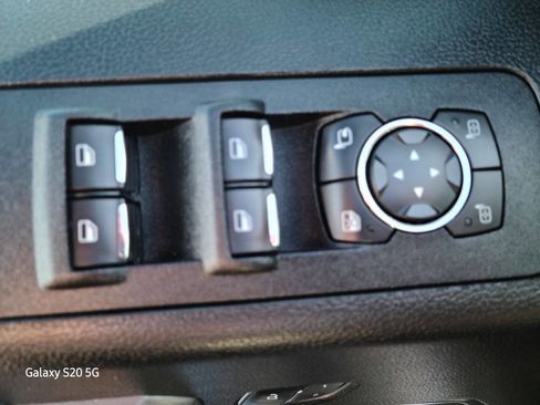 Used 2018 Ford F150 Platinum w/ Equipment Group 701A Luxury image 27