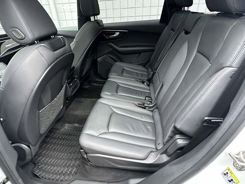 Used 2023 Audi Q7 2.0T Premium w/ Convenience Package image 14