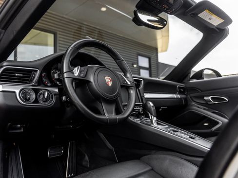 Certified 2014 Porsche 911 Carrera 4S AWD/4WD image 4