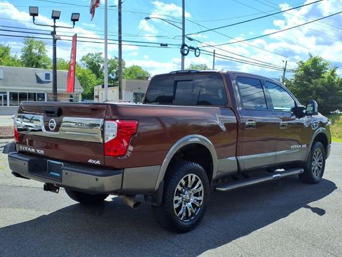 Used 2019 Nissan Titan Platinum Reserve w/ Platinum Utility Package AWD/4WD image 5