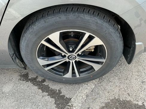 Used 2022 Nissan Sentra SV w/ Trunk Package FWD image 10