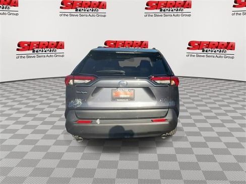 Used 2025 Toyota RAV4 XLE image 8