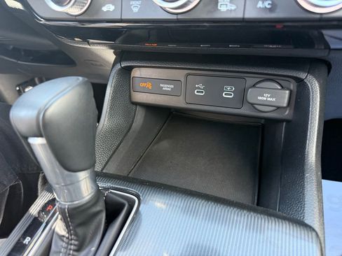 Used 2025 Honda Civic Sport image 41