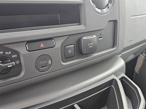 New 2026 Ford E-350 and Econoline 350 Super Duty w/ Power Equipment Group image 37