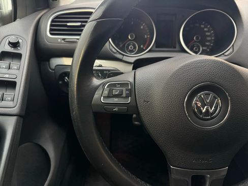 Used 2012 Volkswagen Golf TDI image 16