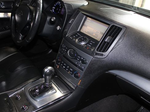 Used 2012 INFINITI G37 Journey w/ Premium Pkg RWD image 32