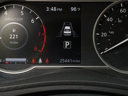 Used 2025 Nissan Versa SV FWD image 34