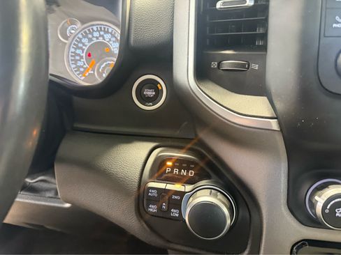 Used 2019 RAM 1500 Big Horn AWD/4WD image 14