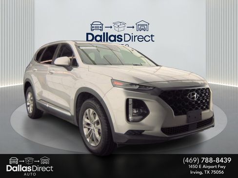 Used 2019 Hyundai Santa Fe SE image 1