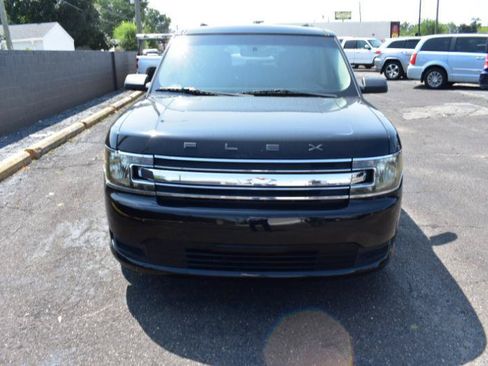 Used 2019 Ford Flex SE FWD image 5
