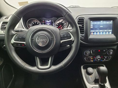 Used 2020 Jeep Compass Sport AWD/4WD image 22