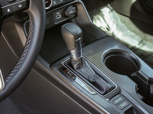 Certified 2024 Honda Civic EX-L image 21