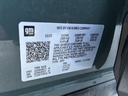 Used 2025 Chevrolet Trax LT image 27